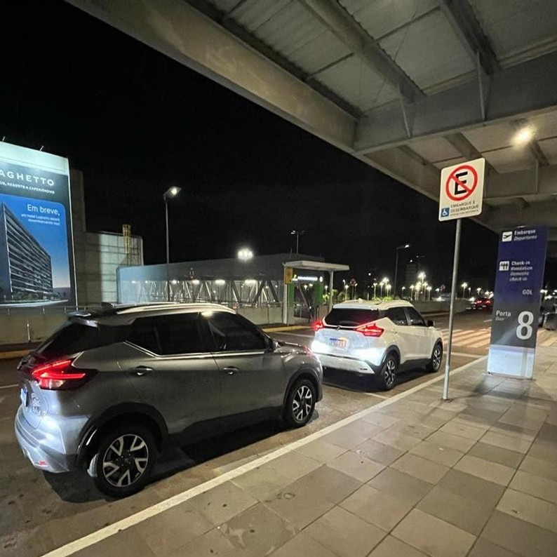 AJR Transporte Executivo - São Leopoldo - Porto Alegre RS (8).JPG