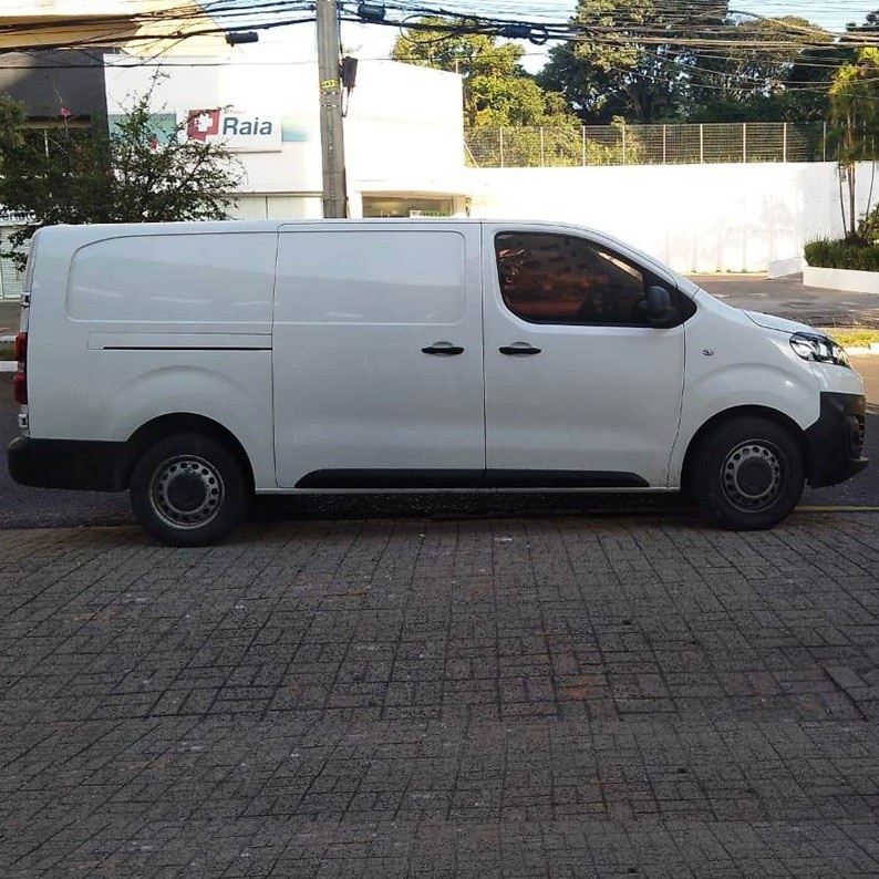 AJR Transporte Executivo - São Leopoldo - Porto Alegre RS (19).jpg